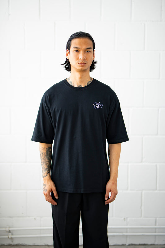 AGC SIGNATURE TEE BLACK